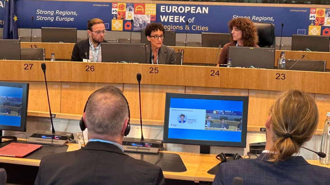 Carmina Ballester, alcaldesa de Onda en Bruselas