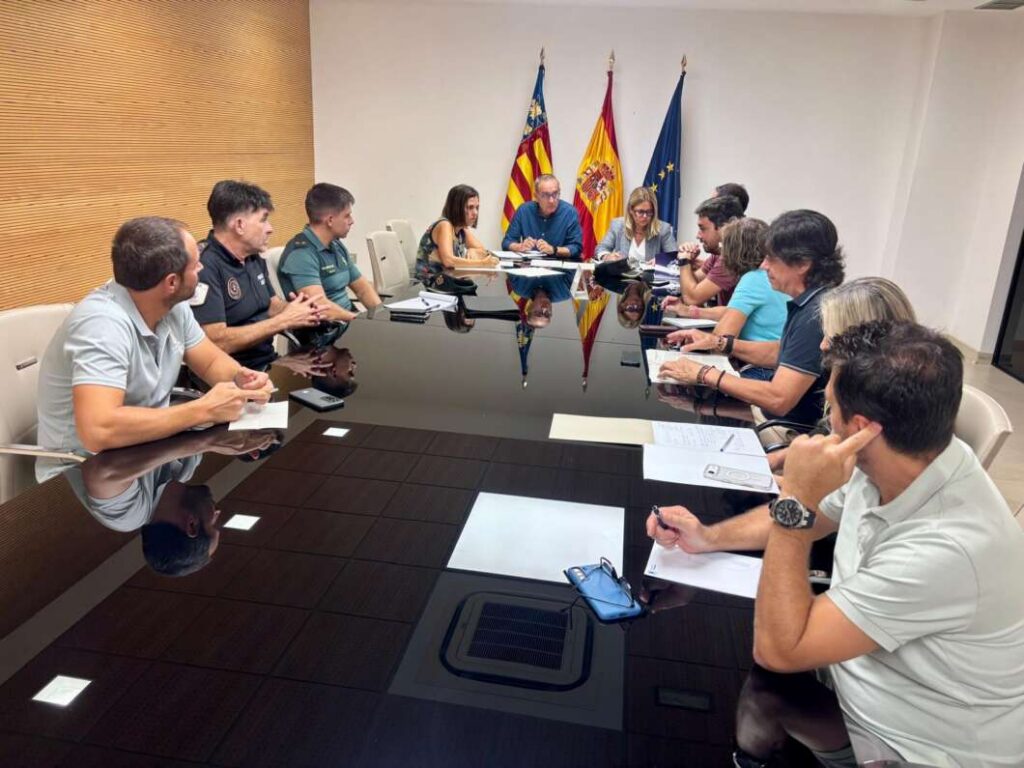 La provincia se blinda ante el temporal: cierres, clases suspendidas y dispositivos de emergencia