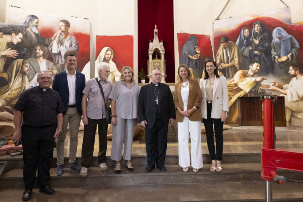 La Cocatedral de Castelló incorpora els nous murals de Traver Calzada