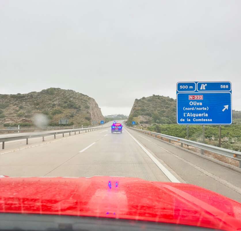 Castellón moviliza a sus bomberos en Oliva para ayudar a las zonas más castigadas por la Dana Adam