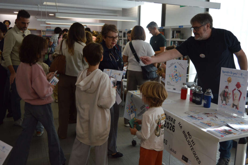 Vila-real celebra el Dia de les Biblioteques amb contacontes i jocs infantils