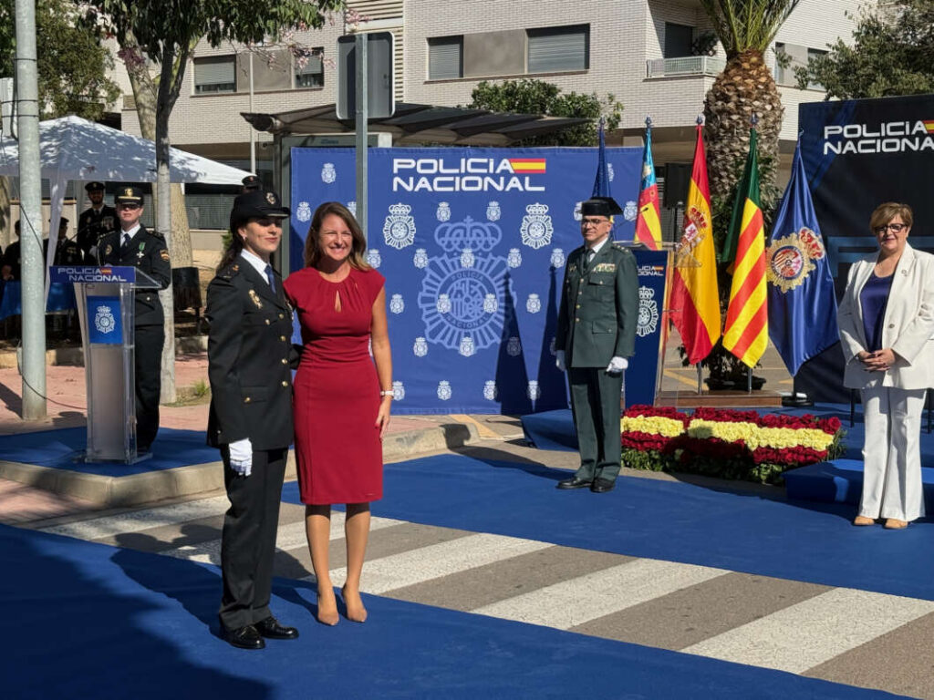 Distinciones. Celebración día del patrón Policía Nacional 071026