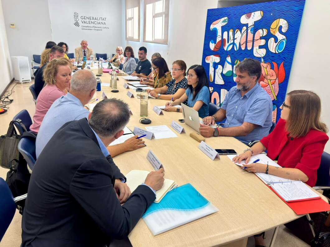 Educación estrena una web para mejorar la comunicación con los directores de los centros