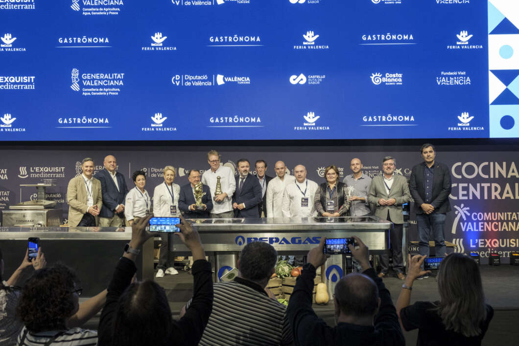 Gastrónoma premia a Luis Lera, Paco Roig y el restaurante El Xato por su aportación a la gastronomía