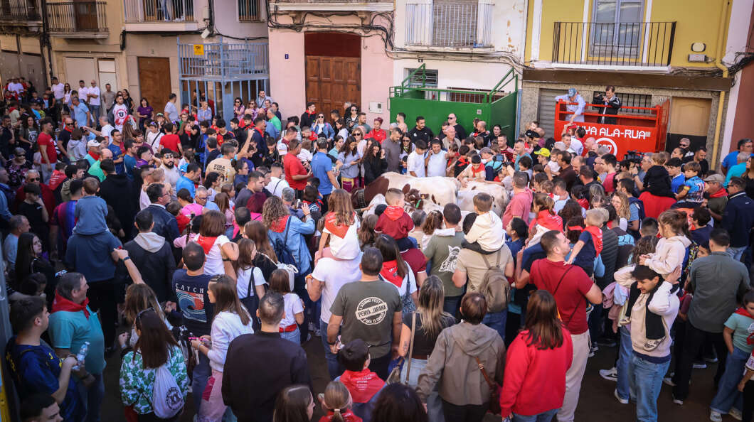 Onda supera el ecuador de la Fira con toros, música y humor