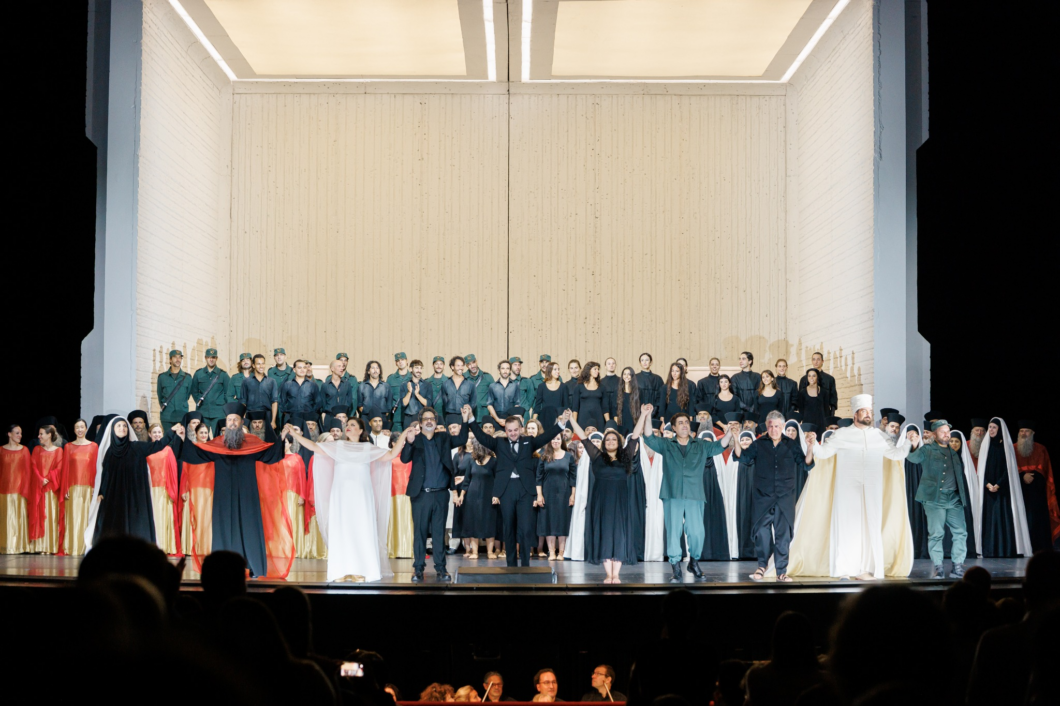 De Vila-real a dirigir en el Liceu, Josep Gil porta la seua passió per la música als grans escenaris de l'òpera