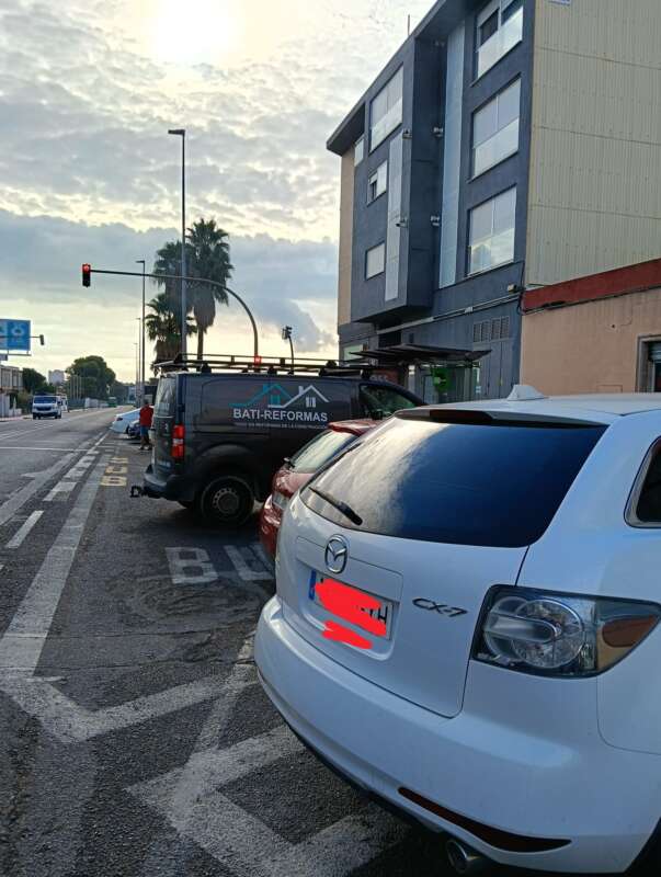 El PSPV reclama una solució per a la parada d’autobús de l’avinguda l’Alcora