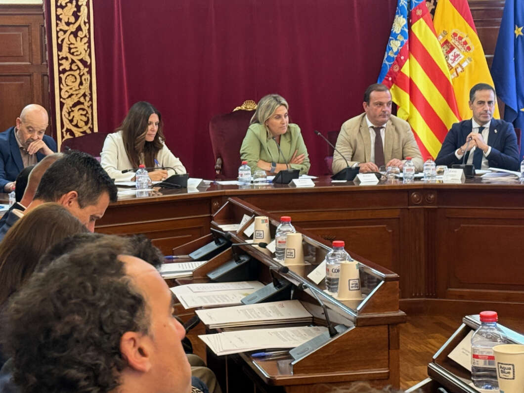 Pleno Diputación de Castellón 271026