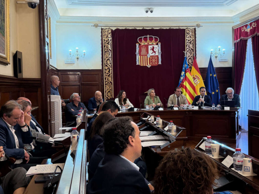 Pleno Diputación de Castellón 271026