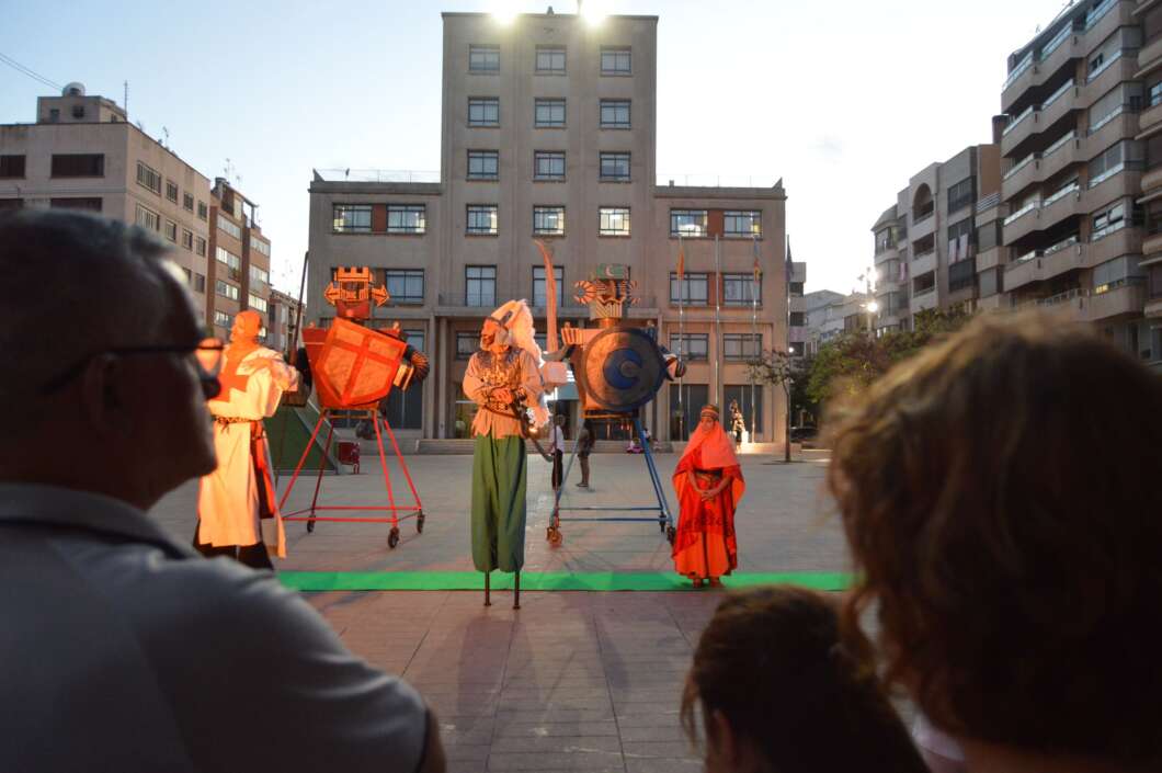 Vila-real celebra el Correllengua Cívic amb motiu del 9 d’Octubre