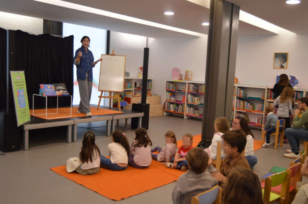 Vila-real celebra el Dia de les Biblioteques amb contacontes i jocs infantils