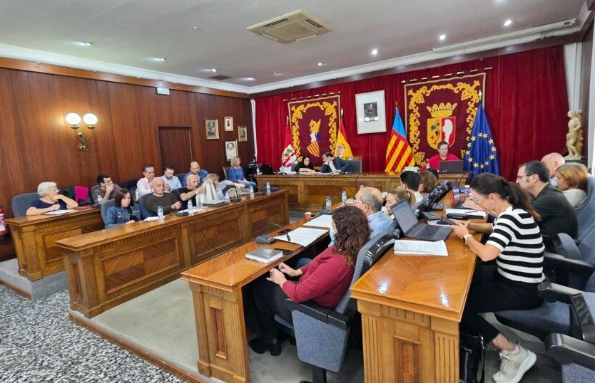 Vinaròs aprueba la ordenanza para crear un banco municipal de material ortopédico